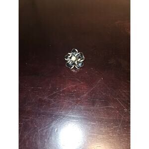 Black and gold with pearl accent adjustable ring